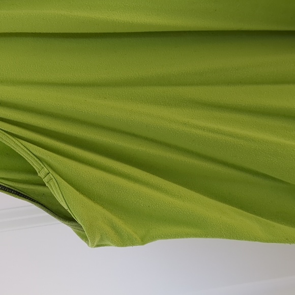 Bright Green Racer Back LuLu Lemon Tank - Picture 4 of 5